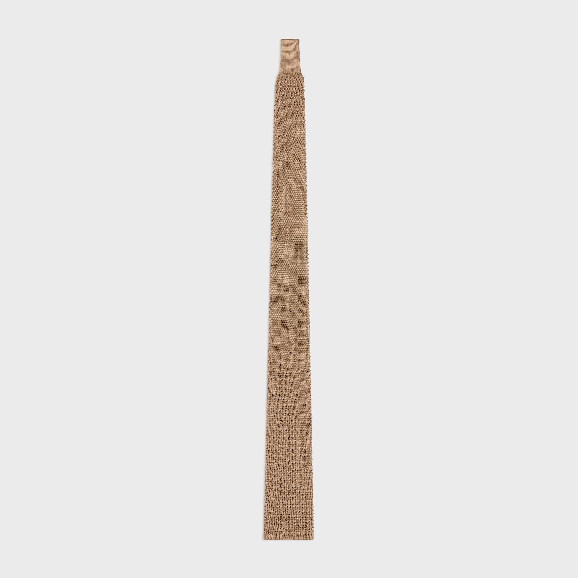 AA0JA3O80-02CM_1_SUM26_M_V1